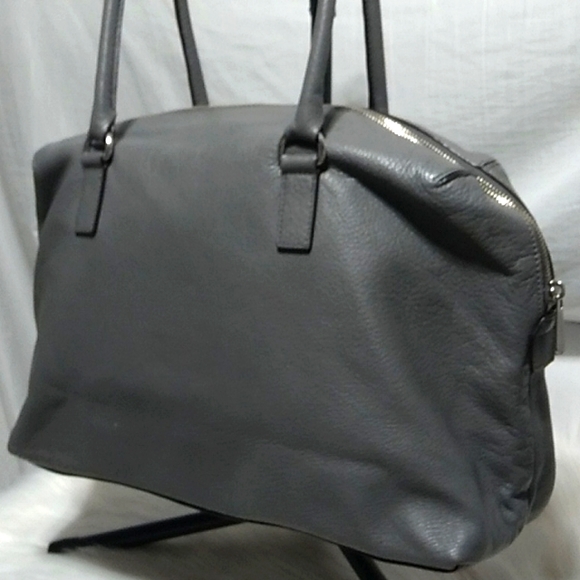 Michael Kors Extra Large Duffle Bag Tote Carry On Bag Gently Used - Picture 7 of 16